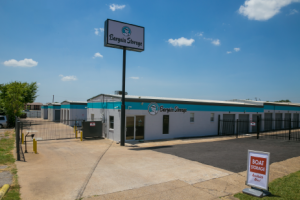 Oak Cliff Bargain Storage